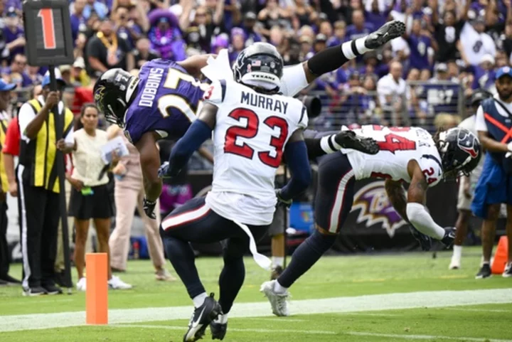 Ravens beat Texans 25-9, but running back J.K. Dobbins leaves in 3rd quarter with lower leg injury