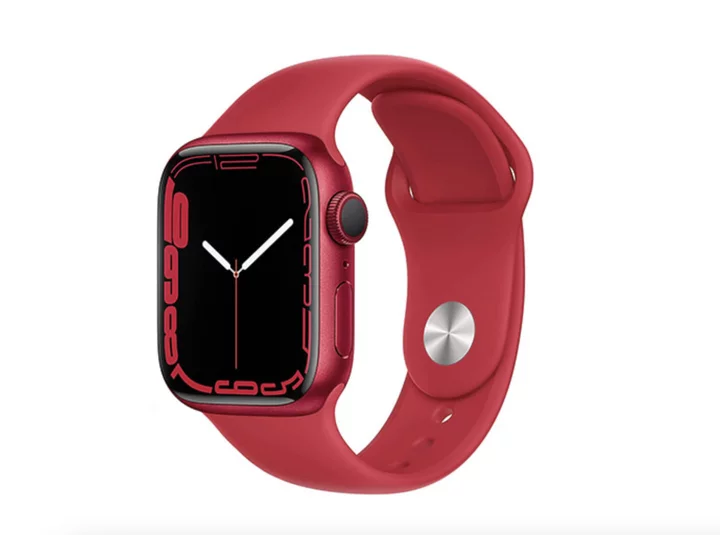 Grab this like-new Apple Watch Series 7 for $200 off