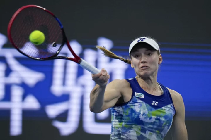 Elena Rybakina, Iga Swiatek and Coco Gauff all advance to the semifinals at the China Open