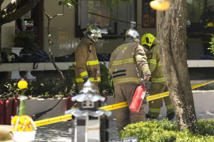 Exploding fire extinguisher kills a student and injures 5 during a high school fire drill in Bangkok