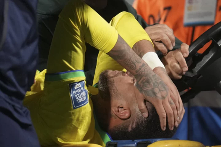 Neymar's ACL injury compounds troubled start to his next chapter as Ronaldo and Messi thrive