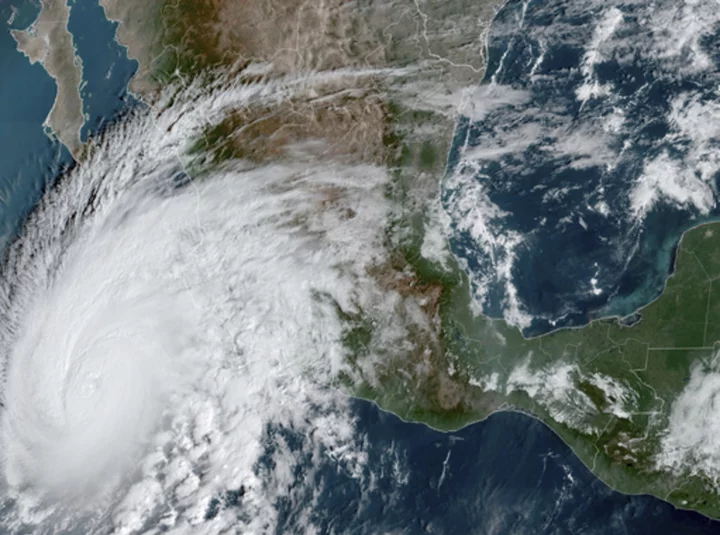 Hurricane Norma heads for Mexico’s Los Cabos resorts, as Tammy becomes hurricane in the Atlantic