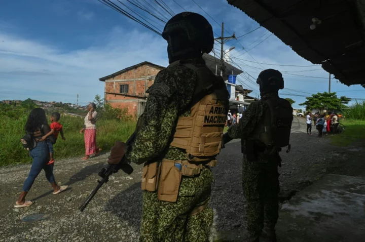 'Forgotten' Buenaventura on edge as Colombian peace efforts drag on