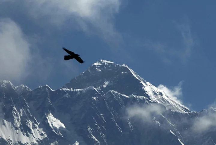 Climbers to celebrate Mount Everest 70th anniversary amid melting glaciers, rising temperatures