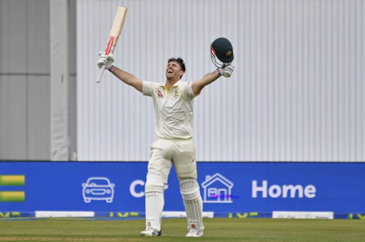 Marsh century and wicket leads Australia to 195-run lead on day one of 3rd Ashes test