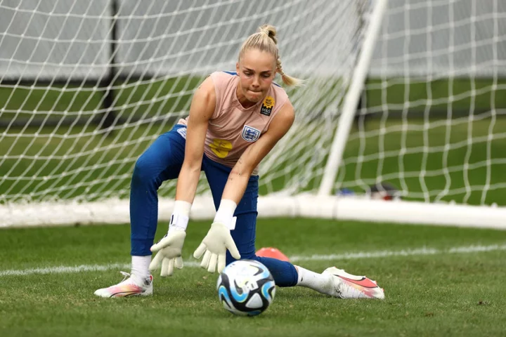 Ellie Roebuck: England and Man City goalkeeper in profile