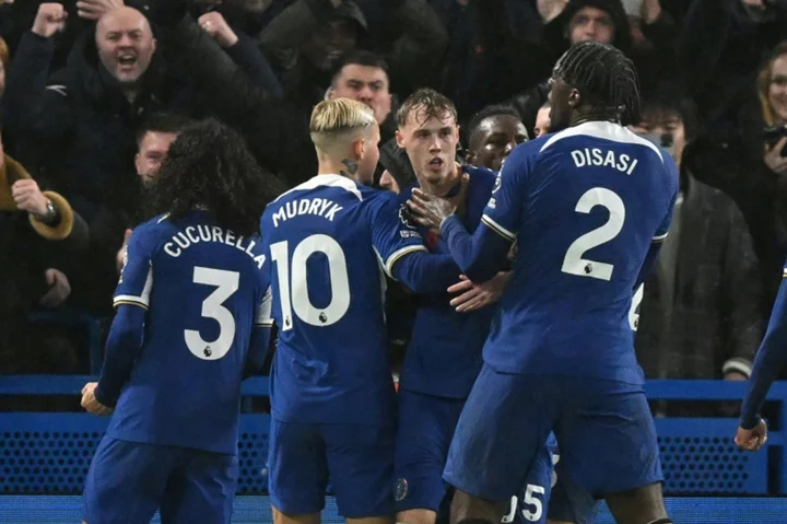 Palmer makes his point as Chelsea hold Man City in eight-goal thriller