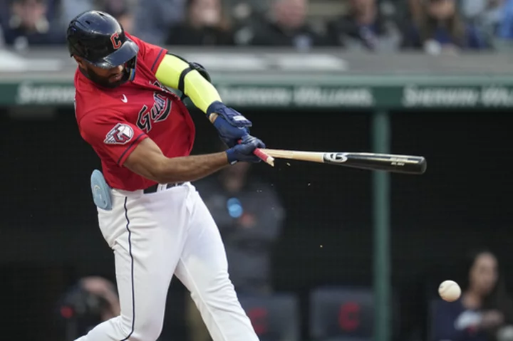 Rosario, Naylor each have 3 hits and RBI, Guardians beat Red Sox 5-2