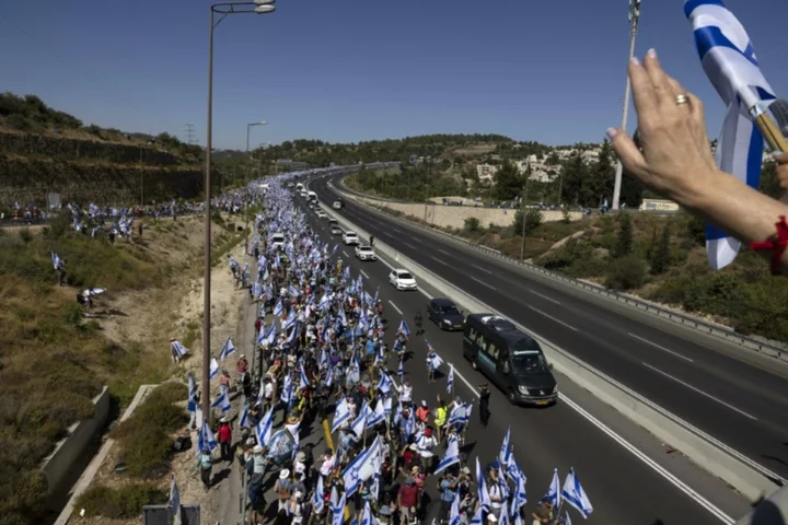 Israelis intensify protests ahead of final vote on reform bill