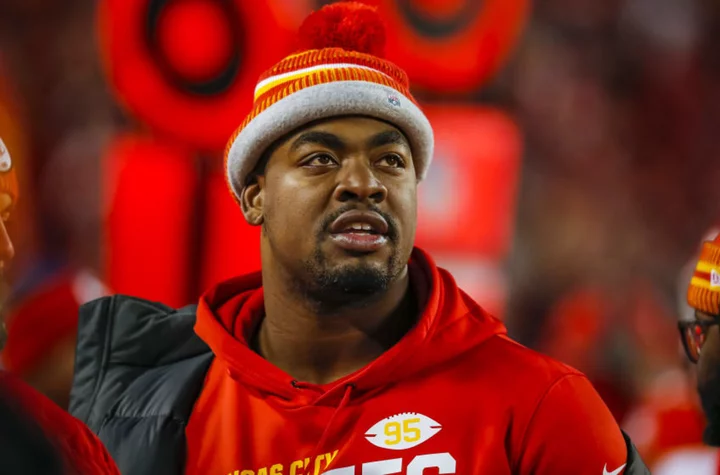 Chris Jones looked miserable and downright awkward at Chiefs season opener