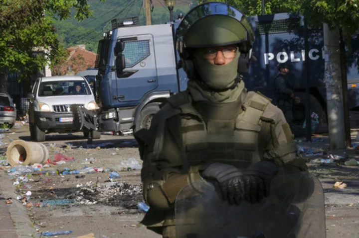 30 international peacekeepers injured in fierce clashes with ethnic Serbs in northern Kosovo