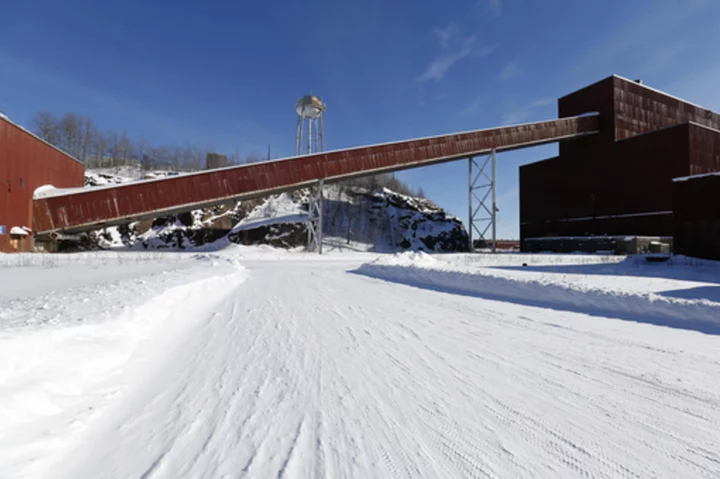 US Army Corps revokes permit for Minnesota mine, cites threat to downstream tribe's water standards