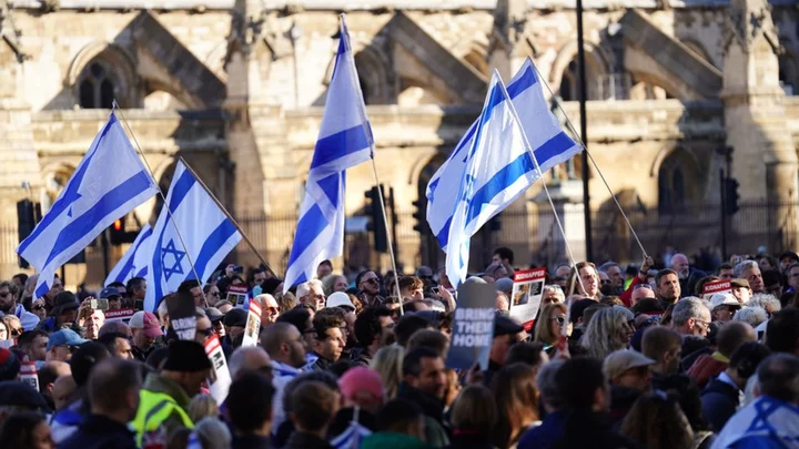 Vigil for victims of Hamas attack held in London