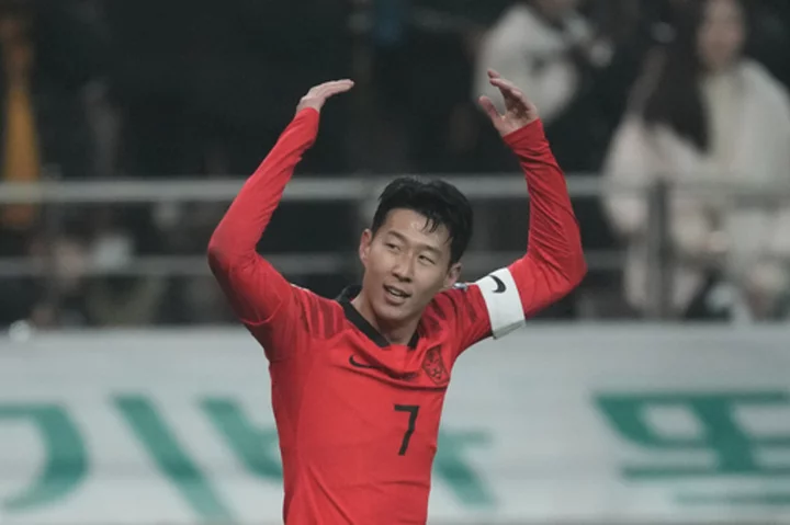 Son and Hwang team up for South Korea in 5-0. Palestinian team draws 0-0 with Lebanon