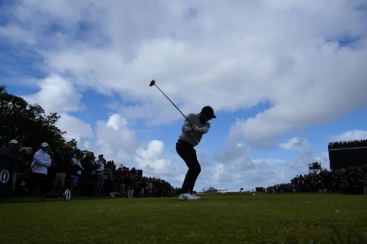 Live updates | Australian Travis Smyth aces 17th hole at British Open