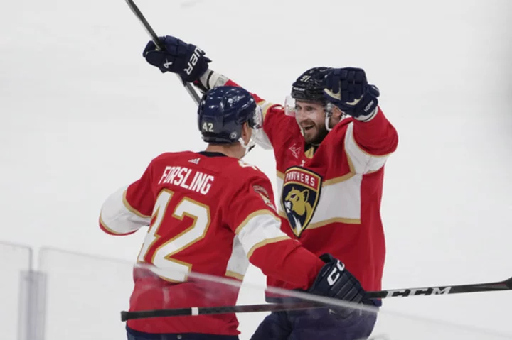 Panthers beat Maple Leafs 3-1 in home-opening playoff rematch