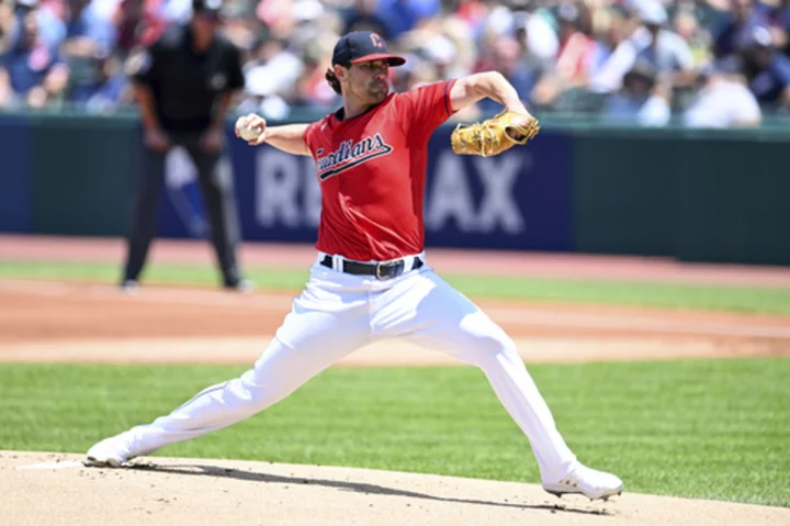 Guardians' Bieber won't throw for 2 weeks, apparently won't need surgery, Francona says