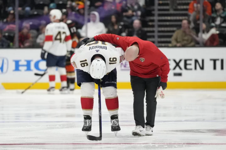 Barkov won't play Monday, will be listed as day to day with hurt knee, Panthers say