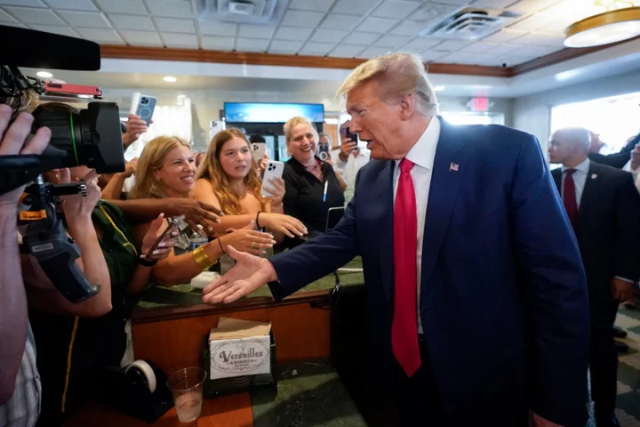 Trump declared ‘food for all’ in post-arrest stop at Miami cafe – but skipped the bill, report says