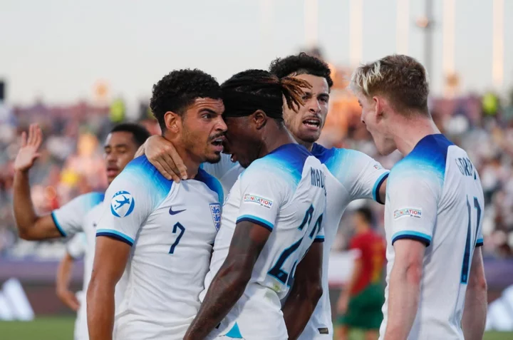 England battle into European U21 Championship semi-final with Anthony Gordon goal