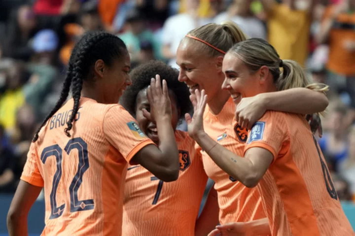 Netherlands beats South Africa 2-0 to advance to the quarterfinals of the Women's World Cup.