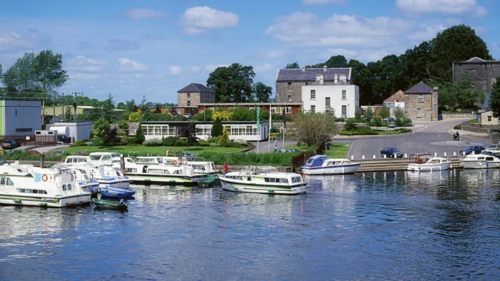 Woman dies after boat fire in Carrick-on-Shannon