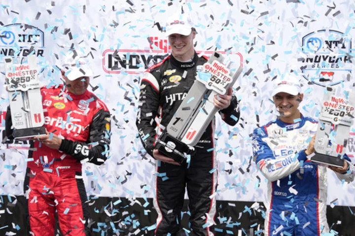 Josef Newgarden completes an IndyCar Series weekend sweep at Iowa Speedway