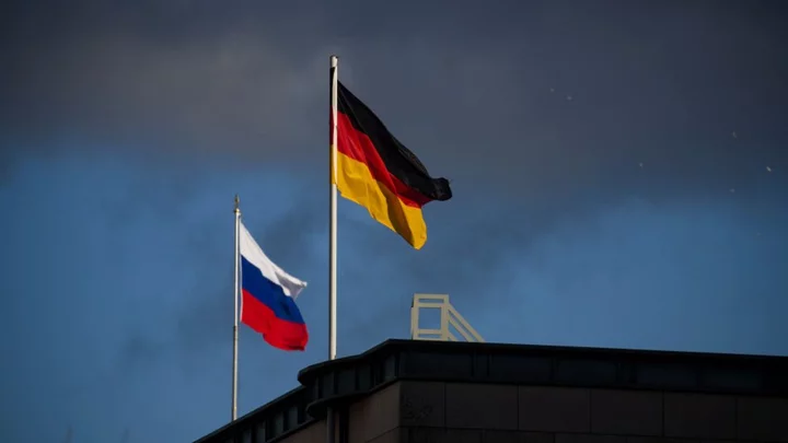 Hundreds of expelled Germans set to leave Russia