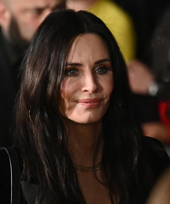 Courteney Cox On Not Saving Her ’90s Wardrobe: “My Daughter Is So Mad”