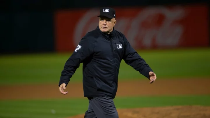 Umpire Brian O'Nora Abruptly Ran Off the Field in the Middle of An Inning