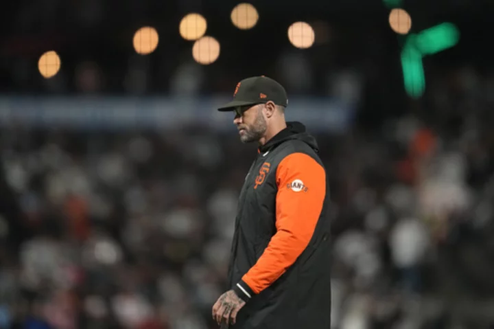 Giants fire manager Gabe Kapler with 3 games left in his 4th season