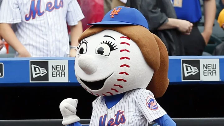 People Have Been Objectifying Mrs. Met Since She Was a Teenager in the 1970's