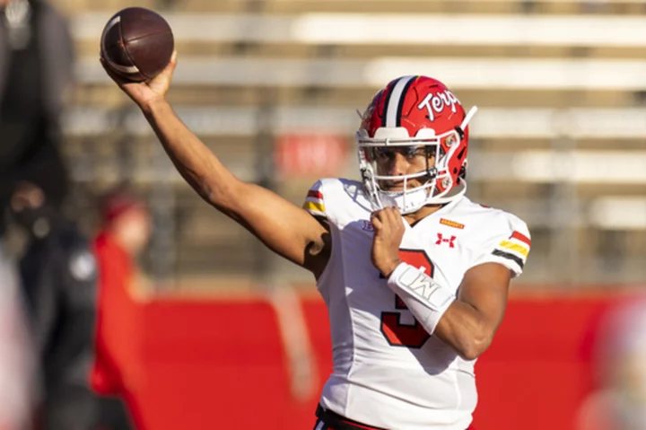 Taulia Tagovailoa becomes the Big Ten's all-time leader in passing yards