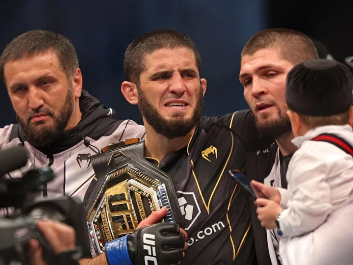 Khabib explains why he wasn’t in Islam Makhachev’s corner at UFC 294