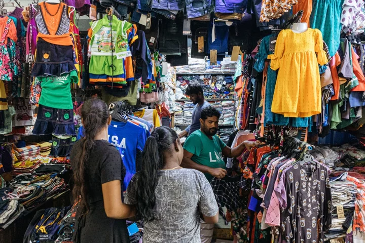 Sri Lanka Cuts Rate to Revive Growth as Inflation Cools