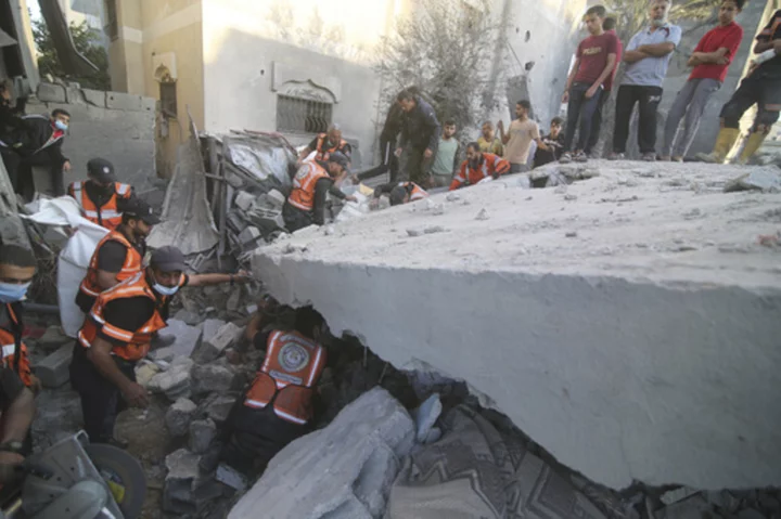 Water runs out at UN shelters in Gaza. Medics fear for patients as Israeli ground offensive looms