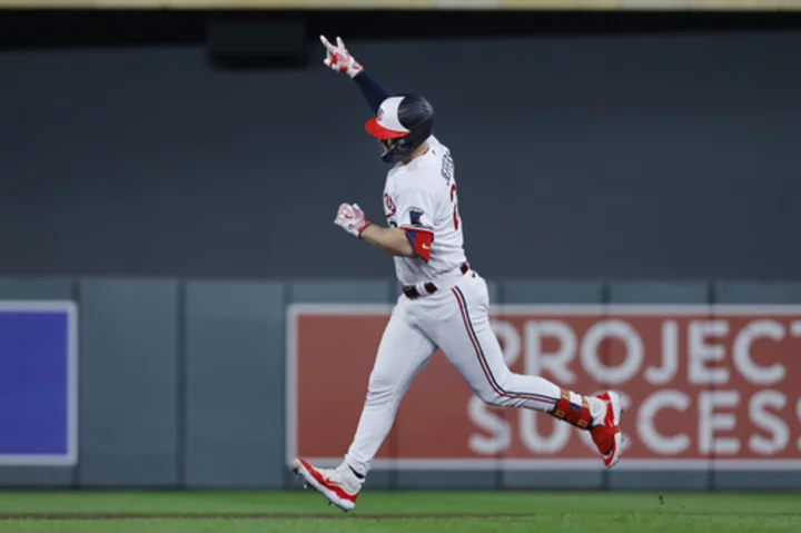 Jeffers' tiebreaking homer in 8th lifts Twins to 7-5 win and deals Rangers 7th straight loss