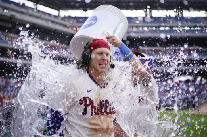 Phillies erase 5-run deficit, beat D-backs 6-5 in 10 innings to avoid series sweep