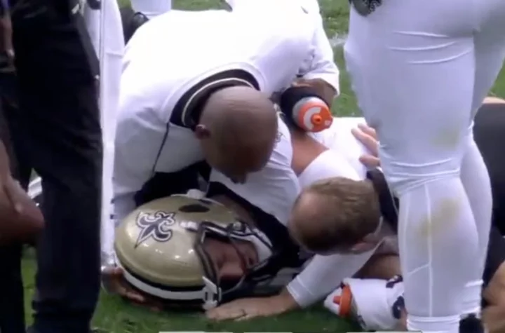 Derek Carr injury update: Saints QB slammed to turf by Packers defender