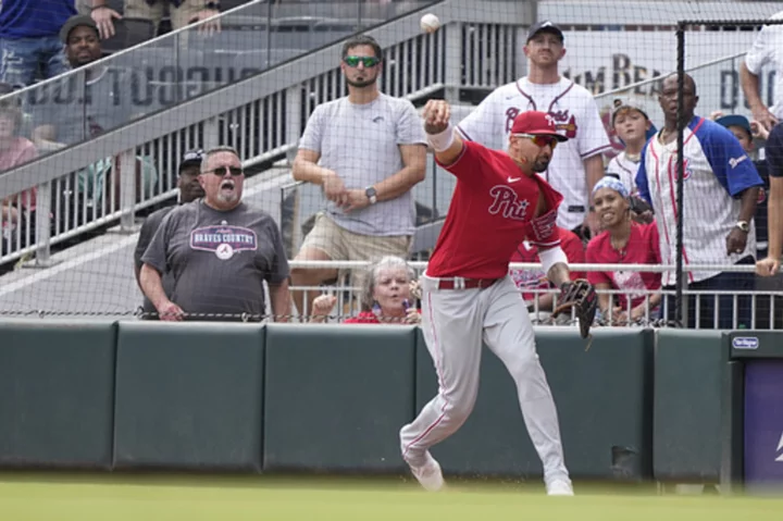 Castellanos comes up big at the plate and in the field, leading Phillies past Braves 6-5