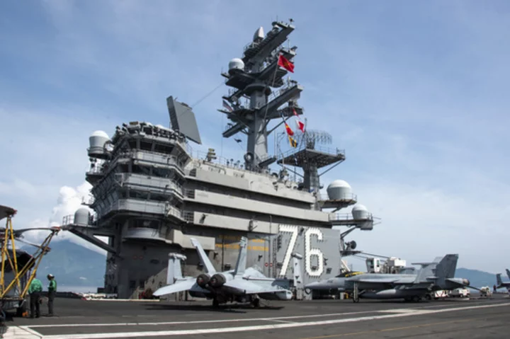 US aircraft carrier makes Da Nang port call as America looks to strengthen ties with Vietnam