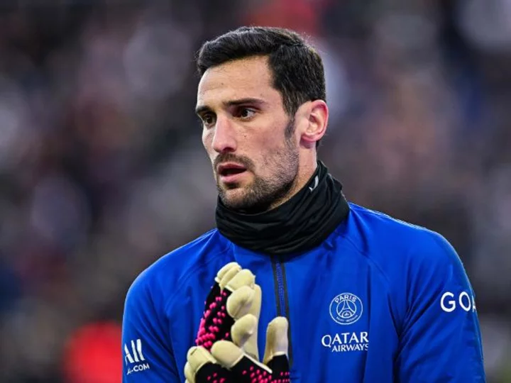 Paris Saint-Germain goalkeeper Sergio Rico seriously injured in horse accident