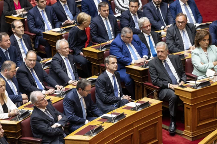 New Greek parliament convenes, only to be dissolved as early as Monday