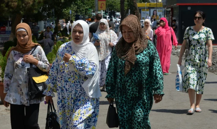 Uzbeks see little chance for change in looming election