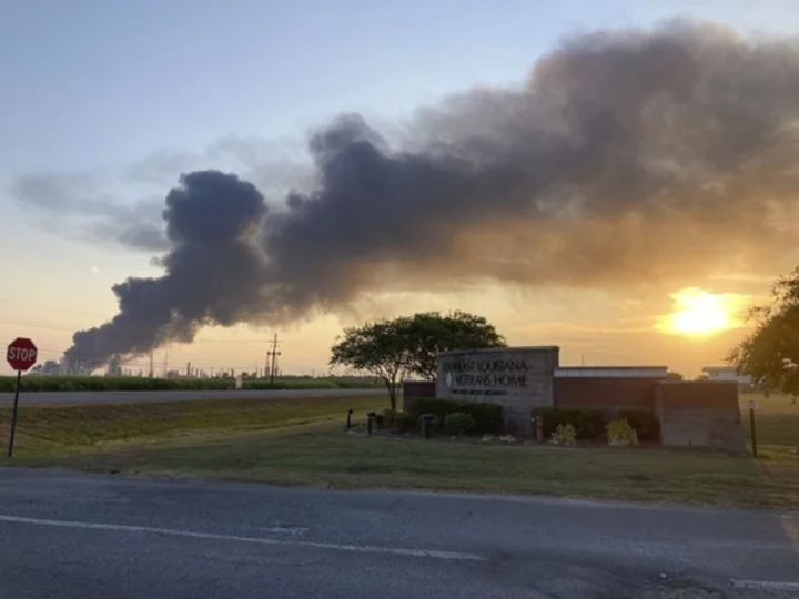 Louisiana refinery fire mostly contained but residents worry about air quality