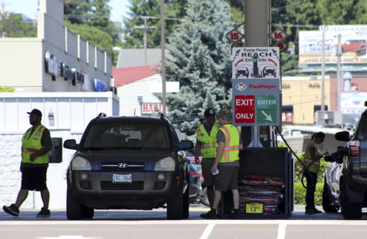 Power at the gas pump: Oregon lets drivers fuel their own cars, lifting decades-old self-serve ban