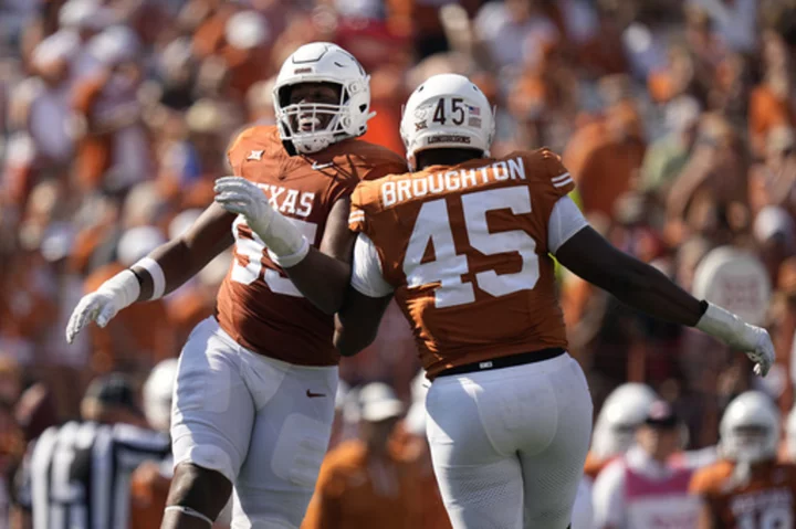 Texas defense emerging as a dominant group for No. 4 Longhorns after 2 games