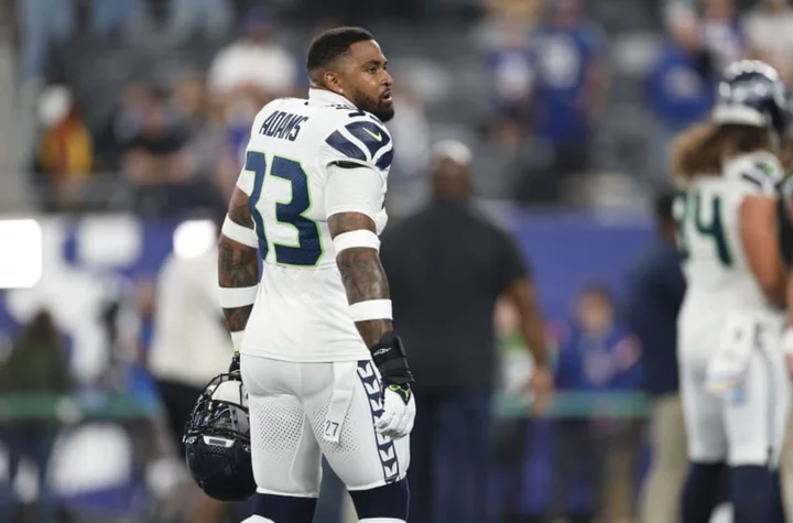 Seahawks' Jamal Adams leaves a matter of plays into his return in heartbreaker