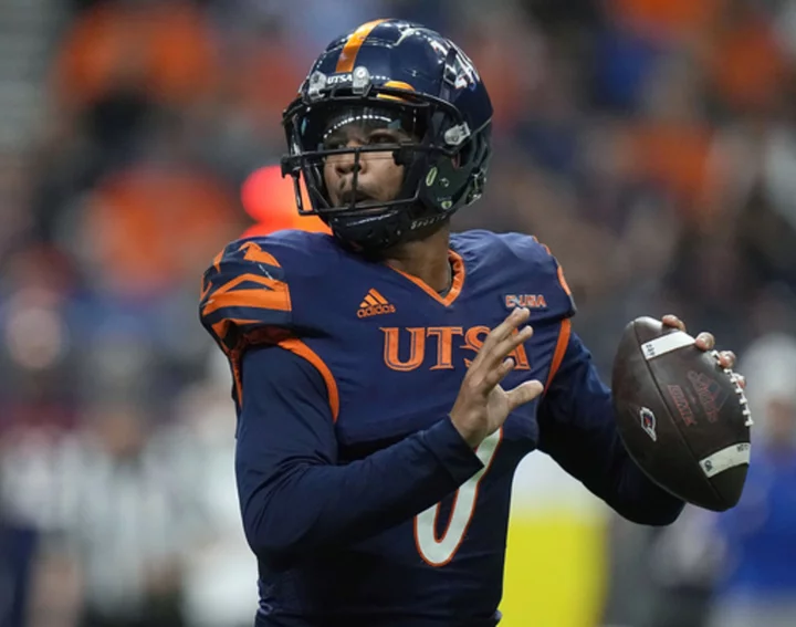 Houston and UTSA meet in opener for second straight season after 3 OT thriller last year