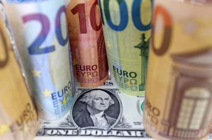 Euro finds footing on hawkish policy remarks, lower energy prices